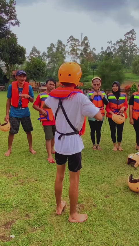 Rafting Sungai Palayangan Pangalengan - Bandung Selatan (Kapasitas 6 Orang)